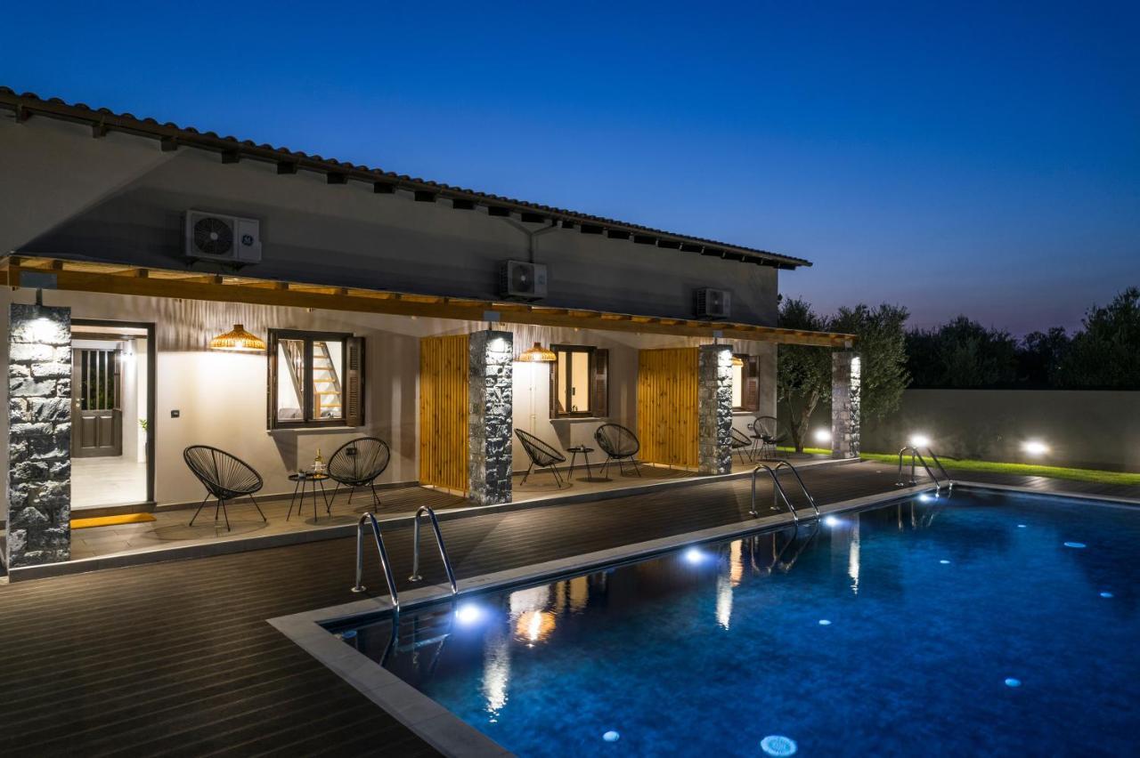 Eightyfour Living With Private Pool Вилла