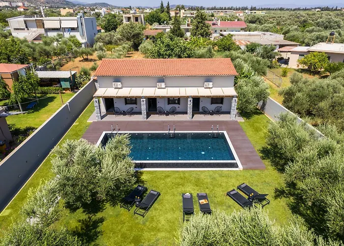 Eightyfour Living With Private Pool